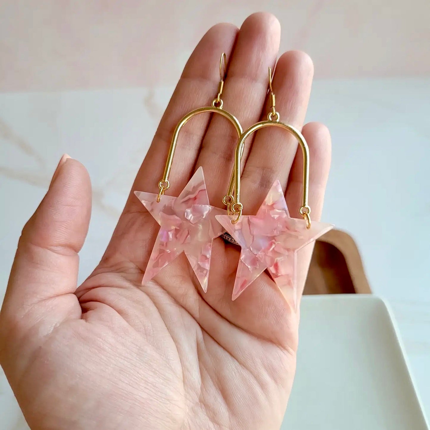 Pure Favor Star Earrings