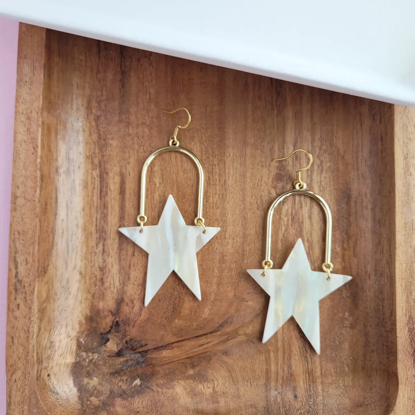 Favor Star Earrings